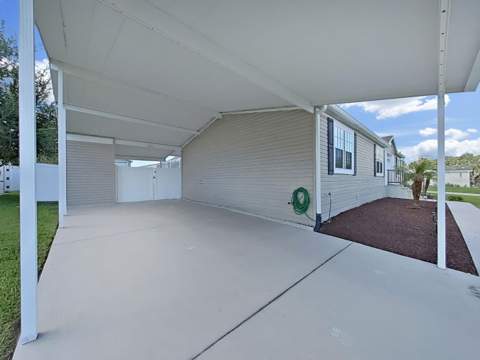 490 Lindsey Dr, Lakeland FL - photo 6 of 6