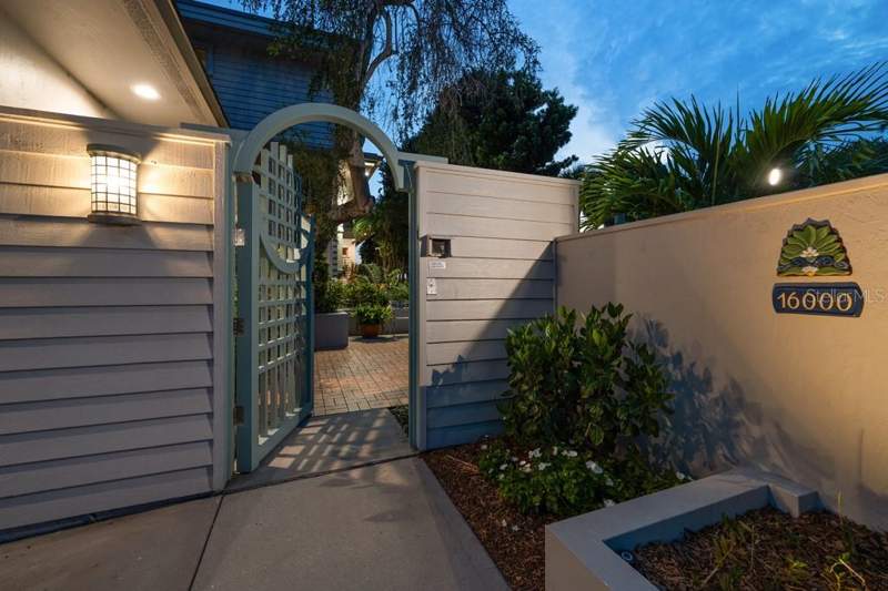 3 bedroom Single Family Residence at 16000 Gulf Boulevard, Lone Palm Beach 1st Adition, Redington Beach — photo 4