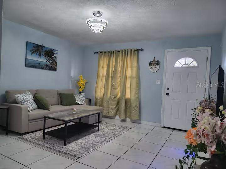4 bedroom Single Family Residence at 3552 38th Avenue, Wayne Heights Rep, St Petersburg — photo 4