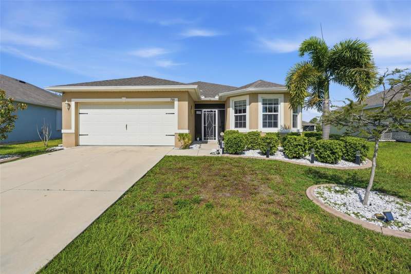 3 bedroom Single Family Residence at 7081 WATERFORD PARKWAY, WATERFORD ESTATES PH 2B &2C, PUNTA GORDA — photo 1