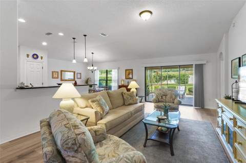 6115 Landings Boulevard, Lady Lake FL - photo 15 of 49