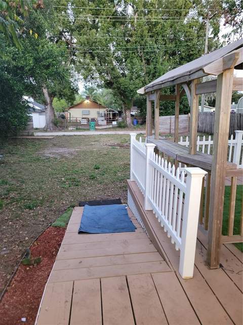 5548 11th Street, Zephyrhills FL - photo 9 of 99