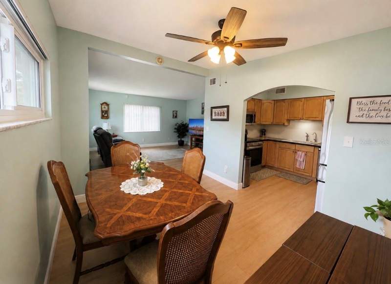 4 bedroom Single Family Residence at 7812 N Gomez Avenue, Grove Park Estates Unit 6, Tampa — photo 5