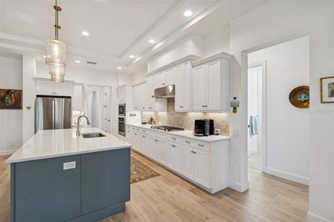 4905 Majestic Hills Loop, Brooksville FL - photo 14 of 83