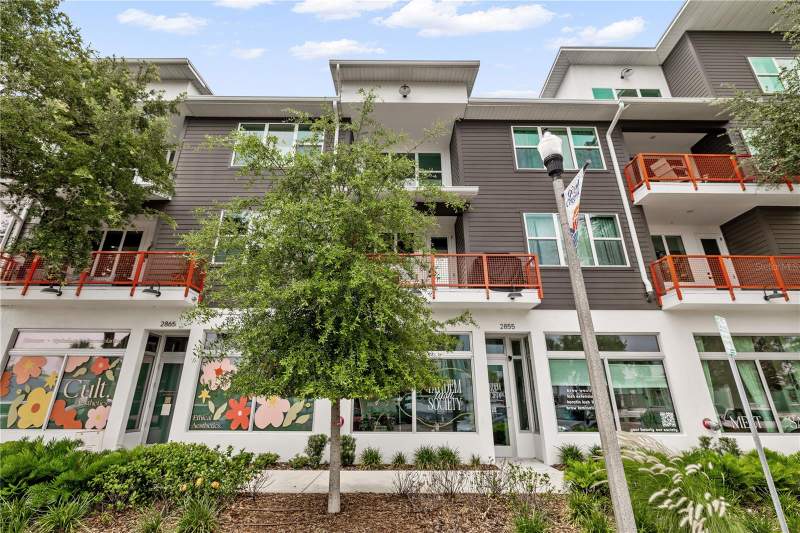 2 bedroom Townhouse at 17 29th Street #Lot 8, Driftwood On Central, St Petersburg — photo 2