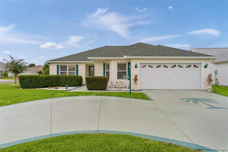 3 bedroom Single Family Residence at 3067 Southern Trace, The Villages, The Villages — photo 3