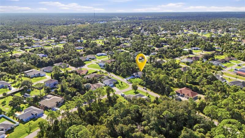 3 bedroom Single Family Residence at 2277 Simonton Avenue, Port Charlotte Sub 08, North Port — photo 2