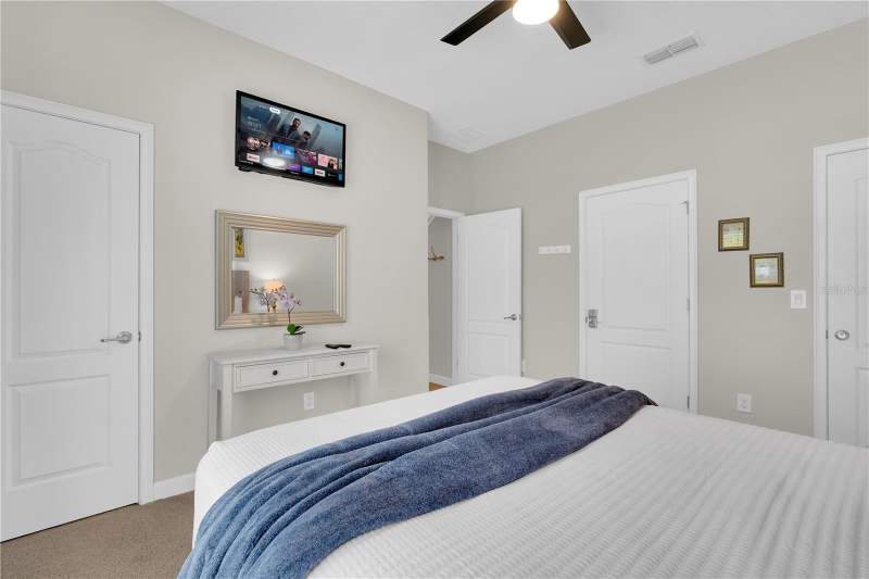 4 bedroom Townhouse at 4827 Clock Tower Drive, Storey Lake, Kissimmee — photo 5