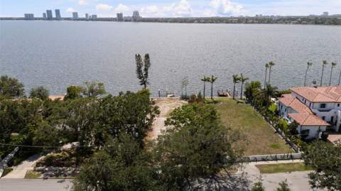 214 Blanca Avenue, Tampa FL - photo 13 of 47