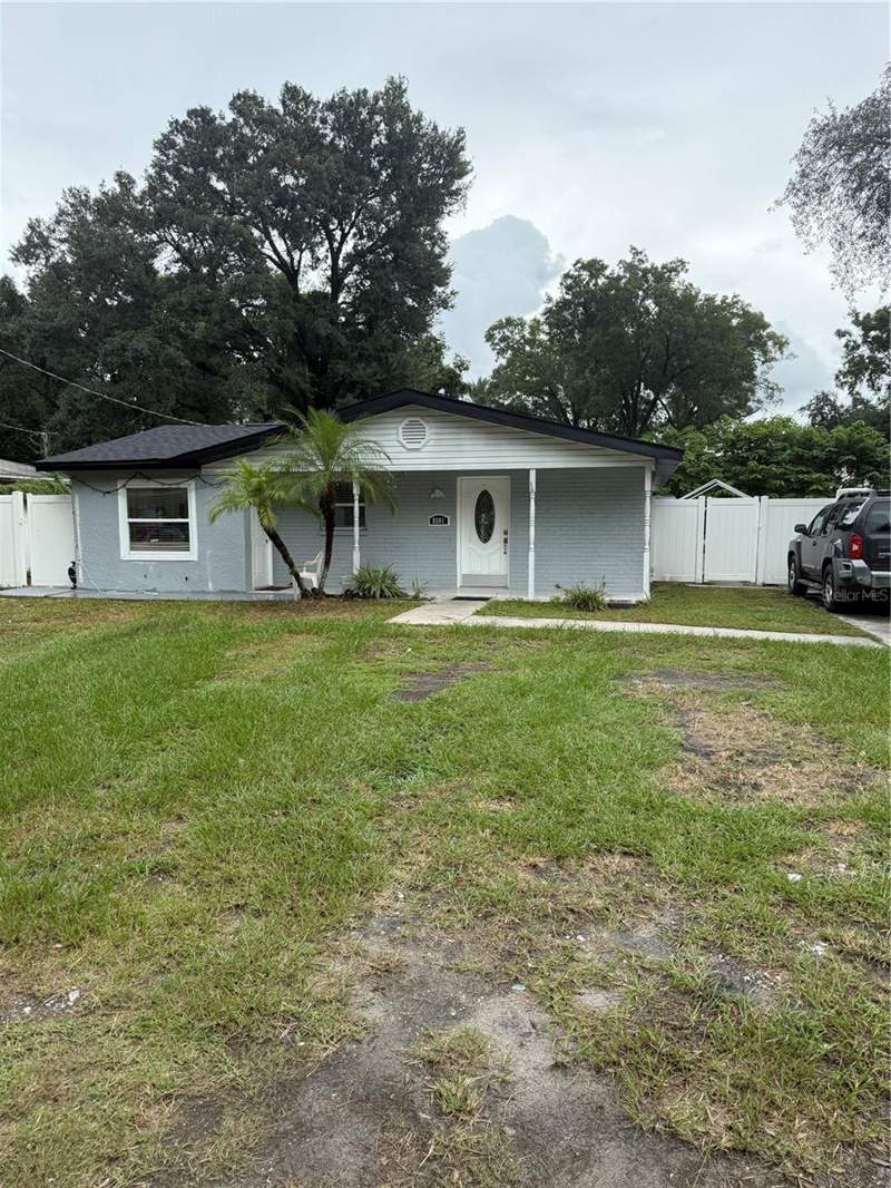 3 bedroom Single Family Residence at 8501 N Packwood Avenue, Oakwood Manor, Tampa — photo 3