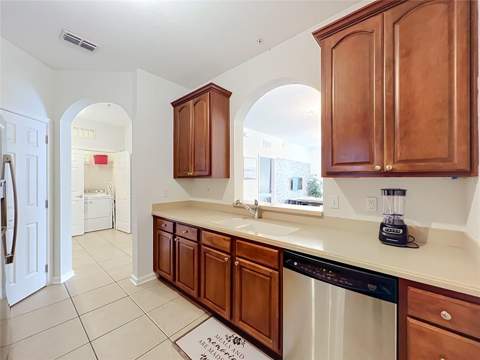 4024 Breakview Drive #20904, Orlando FL - photo 13 of 65