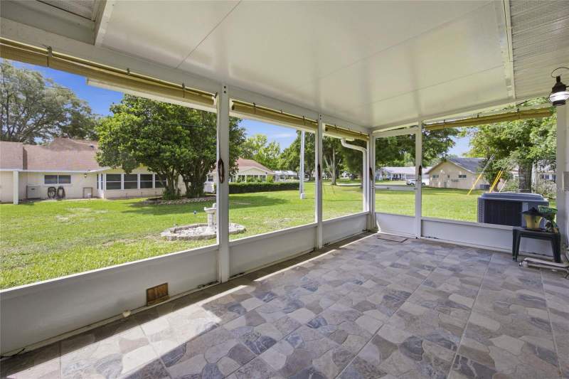 2 bedroom Villa at 8350 SW 93rd Lane #D, On Top Of The World, Ocala — photo 4