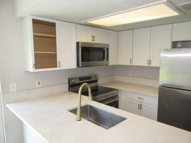 2 bedroom Townhouse at 13042 Londondary Place, Hapshire Villas Unrec Tnhse Place, Tampa — photo 5