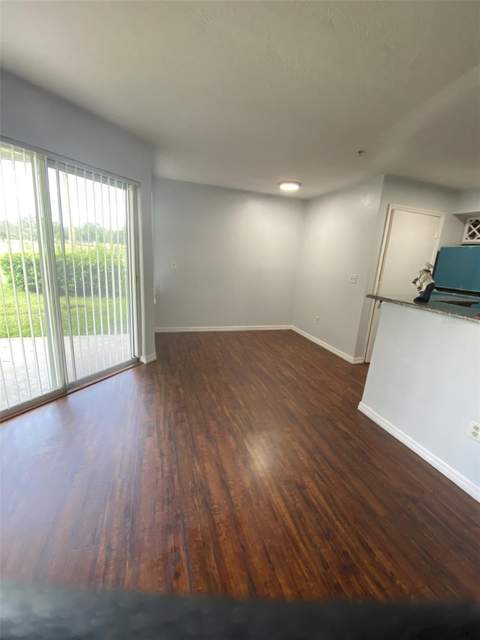 7320 Westpointe Boulevard #511, Orlando FL - photo 10 of 20