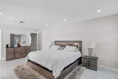 738 Hacienda Circle, Kissimmee FL - photo 19 of 59