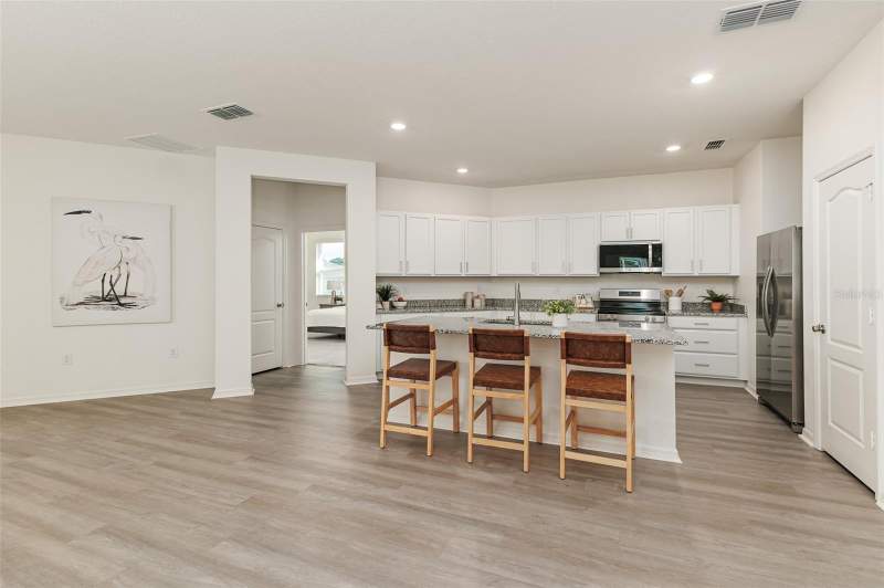4 bedroom Single Family Residence at 1525 Mattie Pointe Place, Mattie Pointe, Auburndale — photo 5