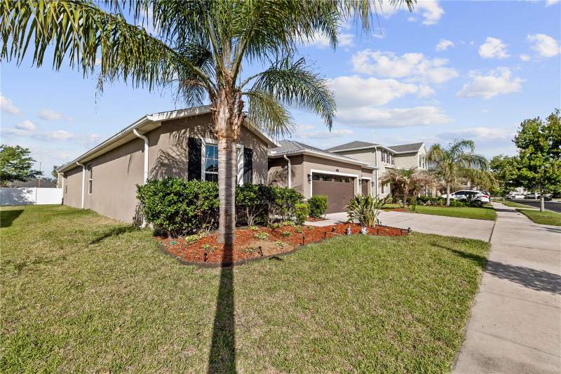 3 bedroom Single Family Residence at 5453 Suncatcher Drive, New River Lakes Ph 1 Prcl D, Wesley Chapel — photo 3