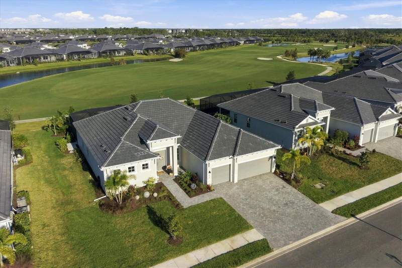 3 bedroom Single Family Residence at 12875 Wellen Golf Street, Wellen Park Golf & Country Club, Venice — photo 2