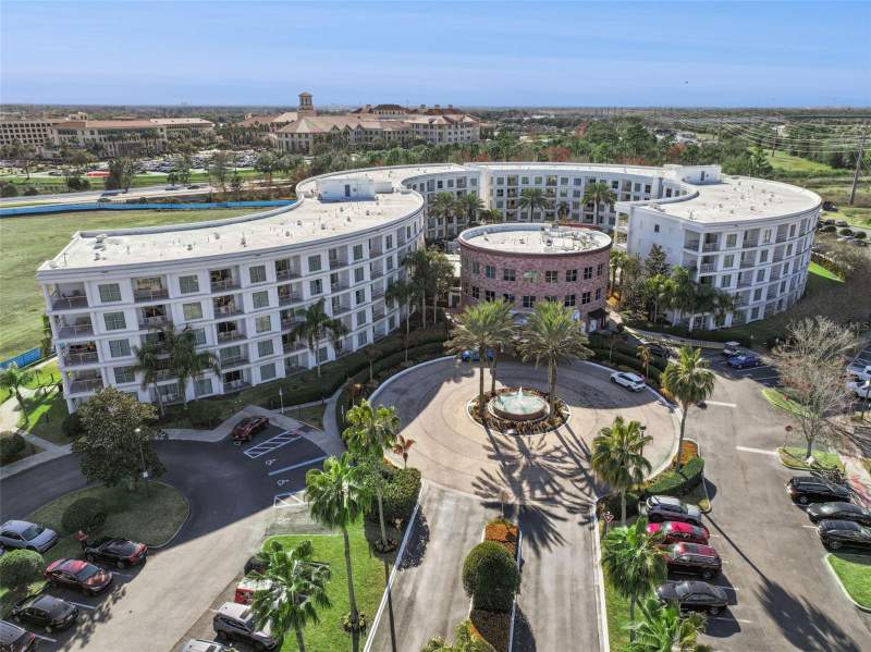 2 bedroom Condo - Hotel at 225 Celebration Place #526, Mona Lisa At Celebration, Melia Orlando, Kissimmee — photo 2