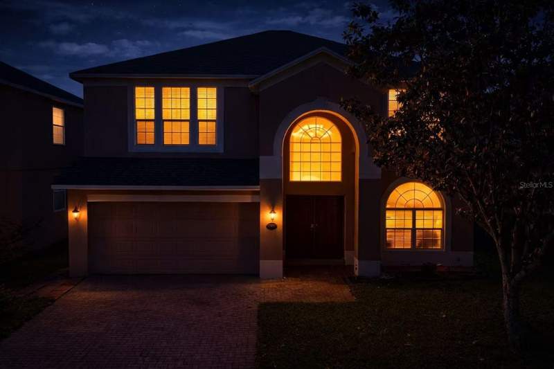 4 bedroom Single Family Residence at 13212 Social Lane, Regency Oaks F, Winter Garden — photo 2