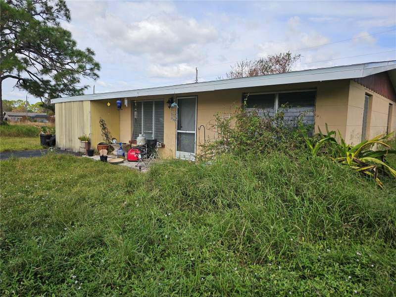 2 bedroom Single Family Residence at 11290 6TH AVENUE, S P G HEIGHTS 1ST ADD, PUNTA GORDA — photo 1