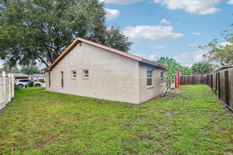 2310 Liston Circle, Palm Harbor FL - photo 16 of 24