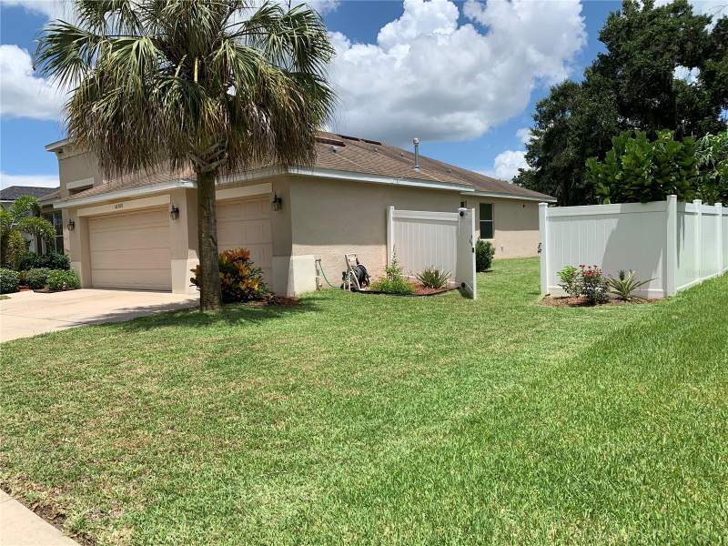 3 bedroom Single Family Residence at 10308 Holland Road, Avelar Creek North, Riverview — photo 3