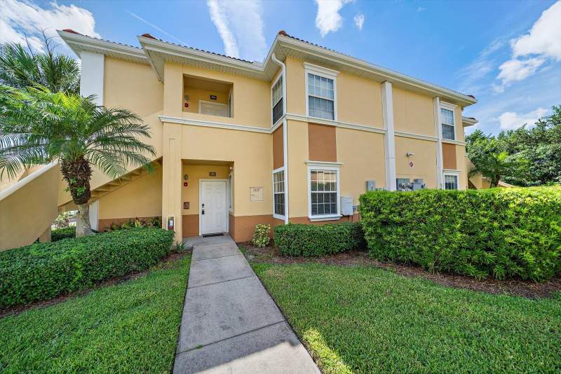 2 bedroom Condominium at 1010 Villagio Circle #104, Villagio, Sarasota — photo 2