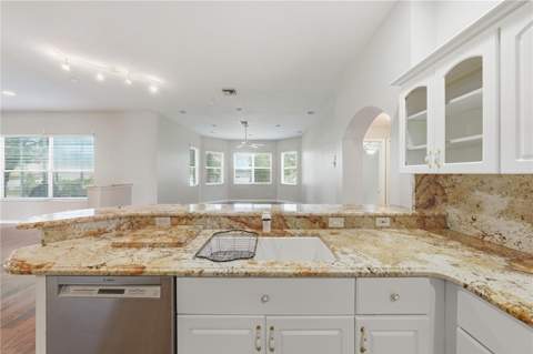 5127 Aurora Drive, Leesburg FL - photo 15 of 54