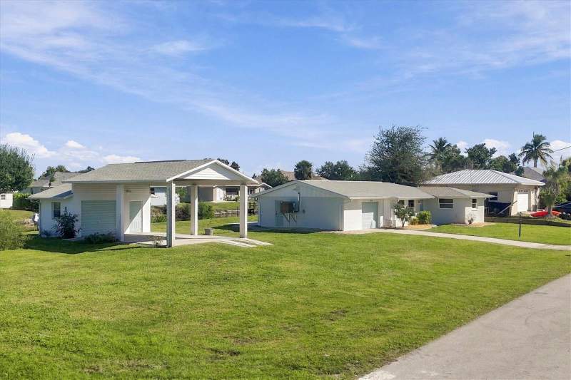 2 bedroom Single Family Residence at 3028 Buttonwood Place, Charlotte Park Sec 02, Punta Gorda — photo 3