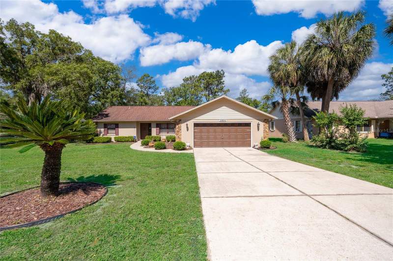 3 bedroom Single Family Residence at 14604 SW 45th Court, Marion Oaks 01, Ocala — photo 4