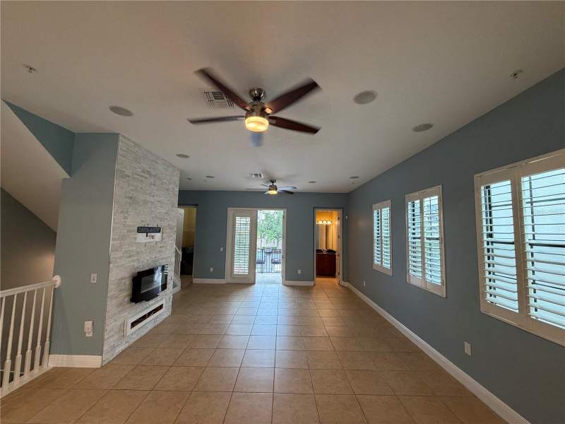 3 bedroom Townhouse at 12952 Brandon Coates Drive, Avalon Town Center Ph 2A, Orlando — photo 2