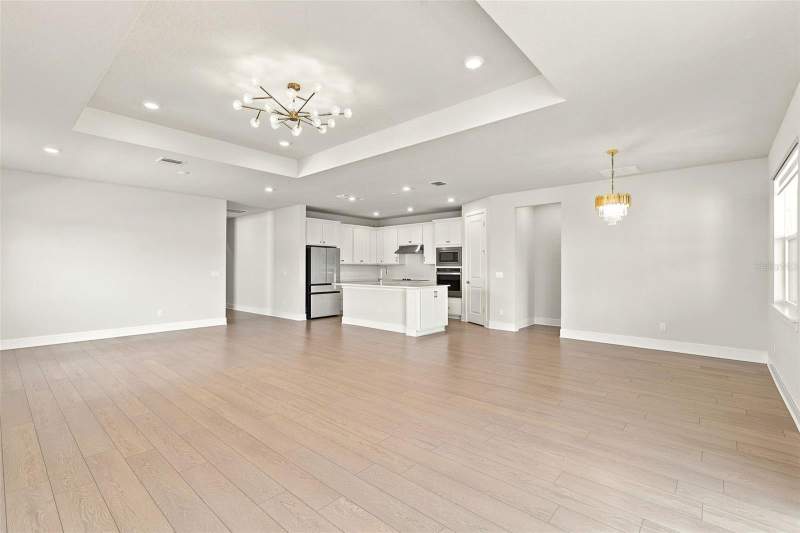 4 bedroom Single Family Residence at 1803 Groveline Road, Amelia Groves Ph 1, St Cloud — photo 3