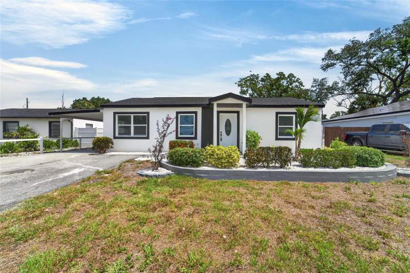 3 bedroom Single Family Residence at 4711 W Lawn Avenue, Anita Sub, Tampa — photo 4