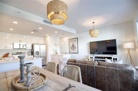 1703 N Tamiami Trail #203, Sarasota FL - photo 13 of 30
