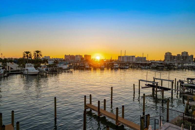 3 bedroom Condominium at 211 Dolphin Point #301, La Brisa Del Mar Condo Unit 301, Clearwater — photo 5