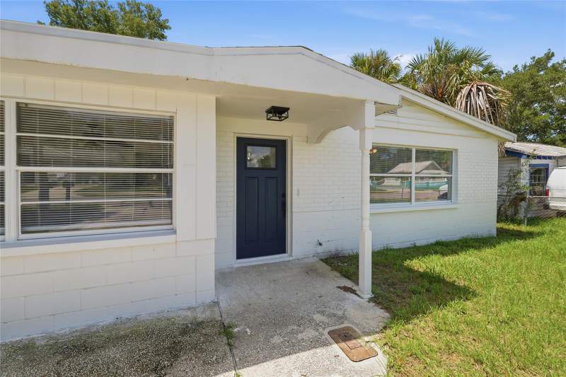 4 bedroom Single Family Residence at 4009 E Powhatan Avenue, Bellmont Heights, Tampa — photo 5