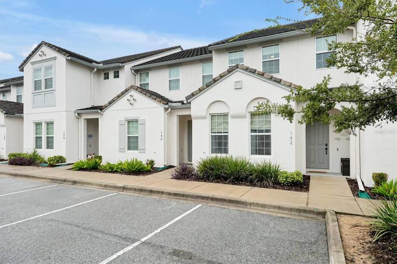 4 bedroom Single Family Residence at 142 Captiva Drive, Festival Ph 1, Davenport — photo 3