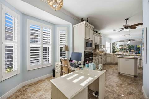 11045 Barnsley Drive, Venice FL - photo 17 of 65