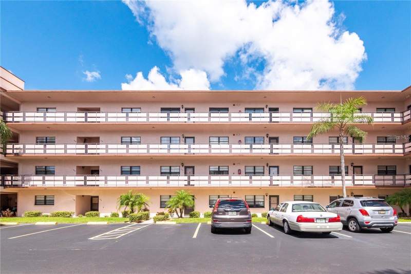 2 bedroom Condominium at 5980 80th Street #210, Terrace Park Of Five Towns, St Petersburg — photo 3