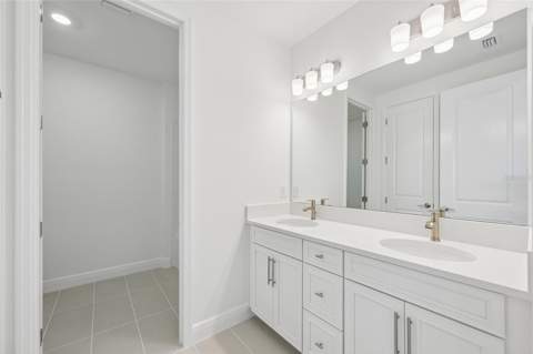 7551 Hawkstone Drive, Sarasota FL - photo 22 of 30