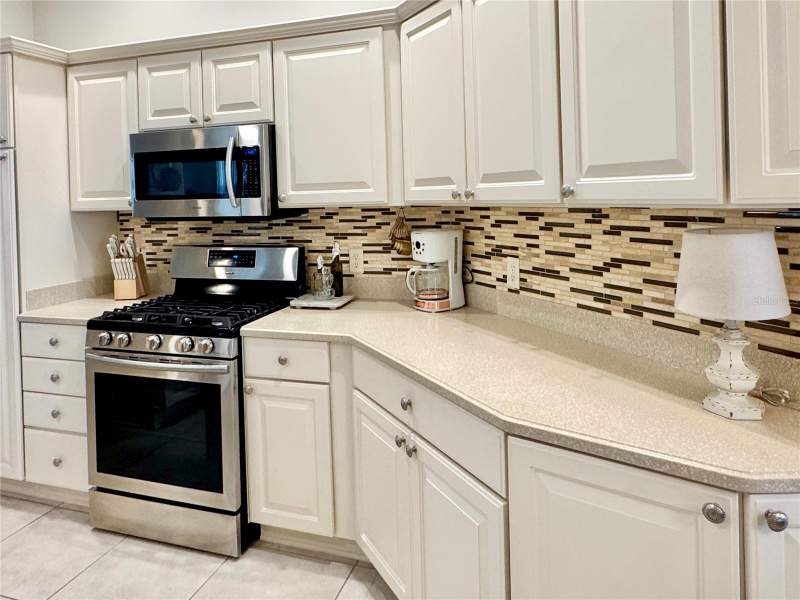 3 bedroom Single Family Residence at 1693 Mount Croghan Trail, The Villages, The Villages — photo 5