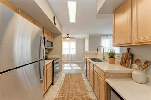 1195 Villagio Circle #101, Sarasota FL - photo 6 of 6
