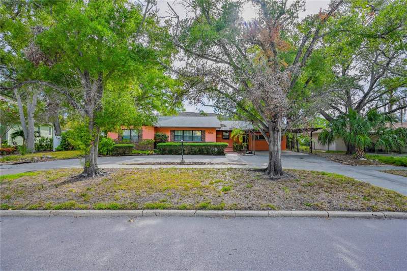 3 bedroom Single Family Residence at 504 W Davis Boulevard, Davis Islands Pb10 Pg52 To 57, Tampa — photo 5
