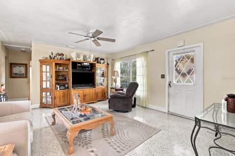 6801 17th Lane, St Petersburg FL - photo 7 of 43
