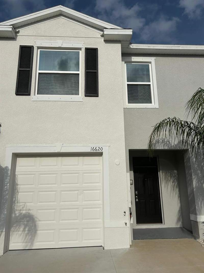 3 bedroom Townhouse at 16620 Grotto Steam Place, Forest Brooke Ph 7A & 7B, Wimauma — photo 2