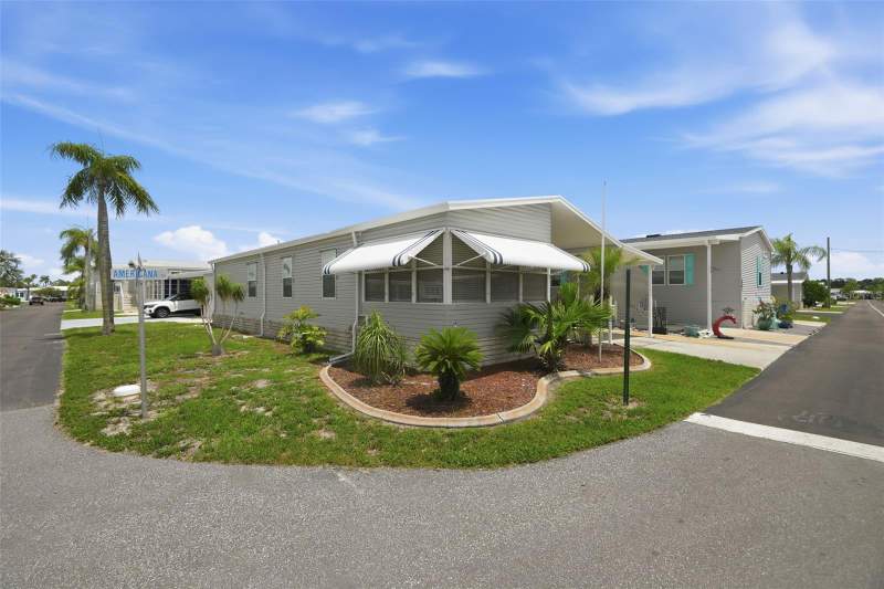 2 bedroom Manufactured Home at 6907 Americana Drive #101, Mobel Americana Mobile Home Park Unrec, St Petersburg — photo 3