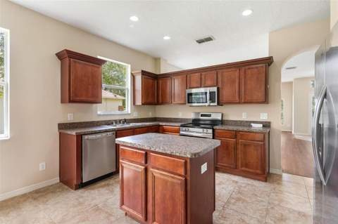 3360 Creek Run Lane, Eustis FL - photo 12 of 47