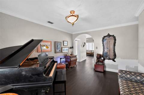 4204 S Renellie Drive, Tampa FL - photo 9 of 40