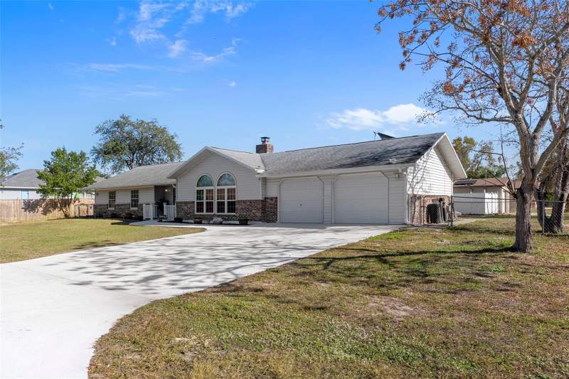3 bedroom Single Family Residence at 4286 Bluewater Avenue, Spring Hill, Spring Hill — photo 4